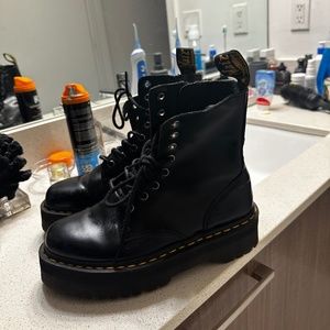 Jadon Dr Martens